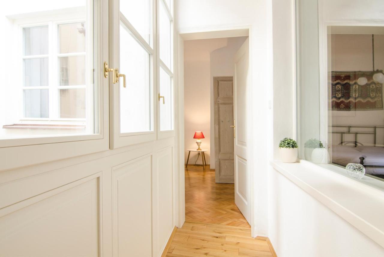 Wishlist Residences - Charles Bridge Karlova Apartmán *